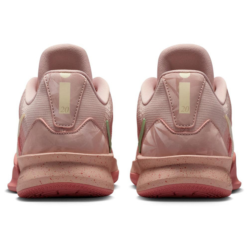 Nike Sabrina 3